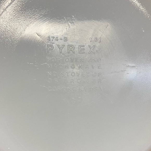 Pyrex Vintage Autumn Harvest Wheat Serving Casserole Dish 1.5 L 474-B - Picture 6 of 6